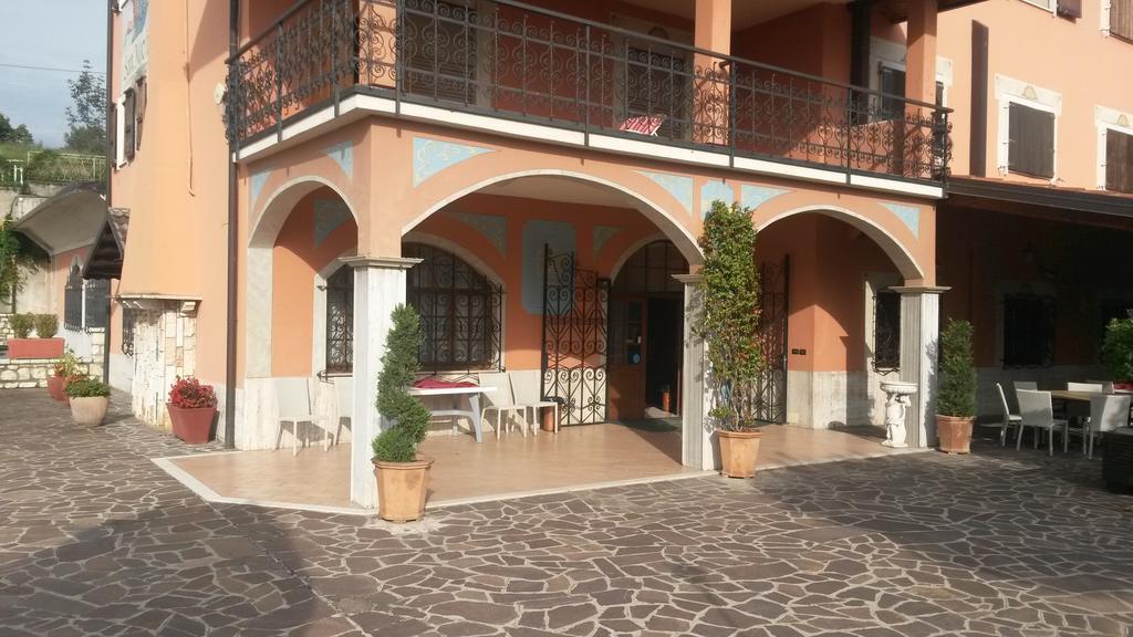 Ristorante San Michele Hotel Ome